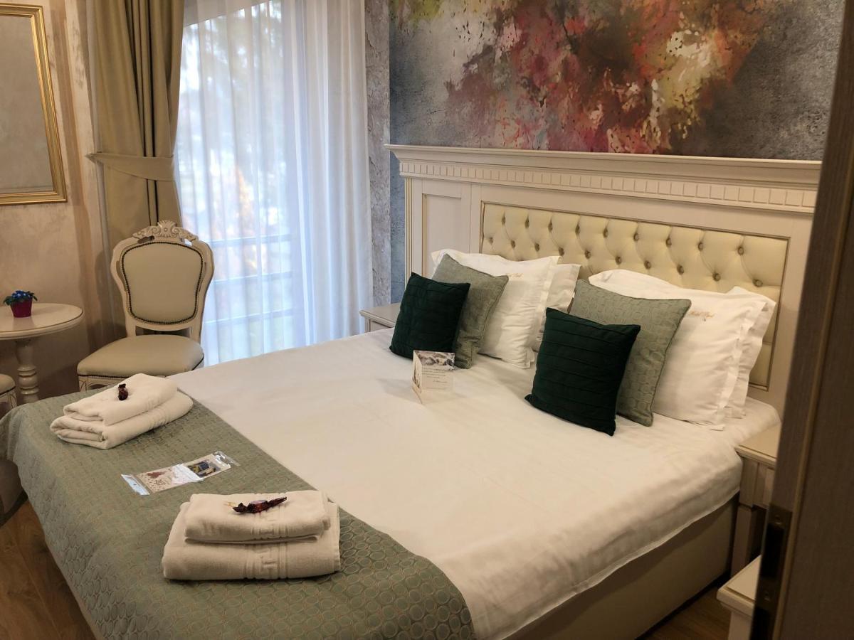 Park Luxury Rooms Predeal Eksteriør billede