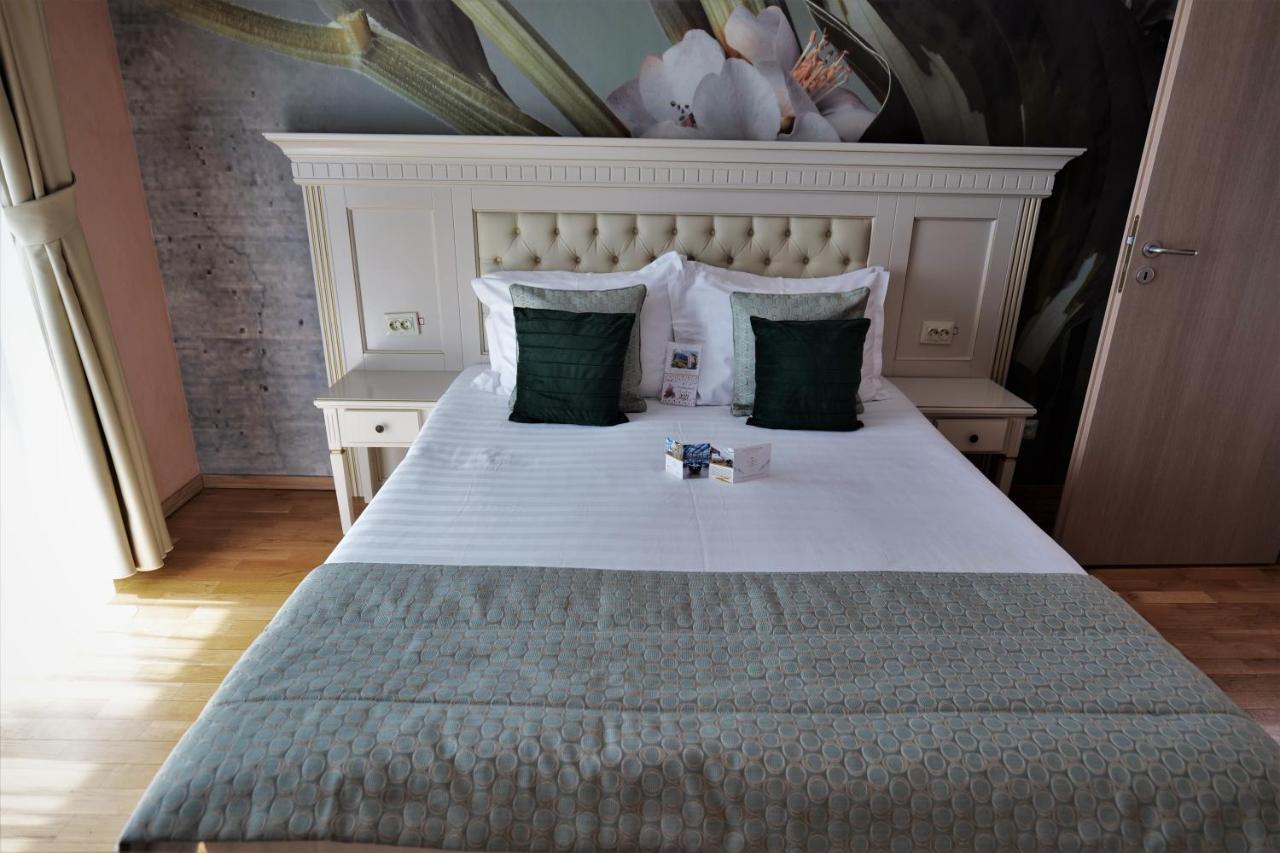 Park Luxury Rooms Predeal Eksteriør billede