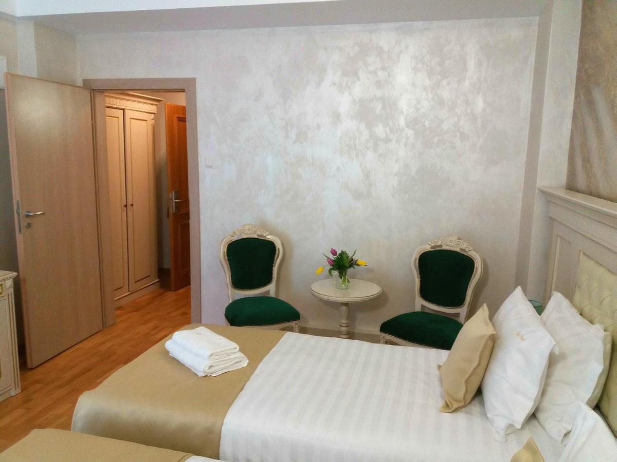 Park Luxury Rooms Predeal Eksteriør billede